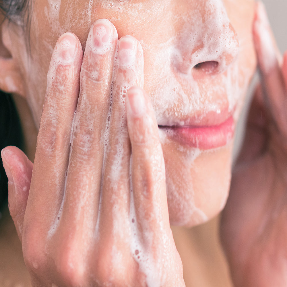 Madnice Vegan Green Clear Oil to Foam Cleanser - 200ml / 6.76 fl.oz