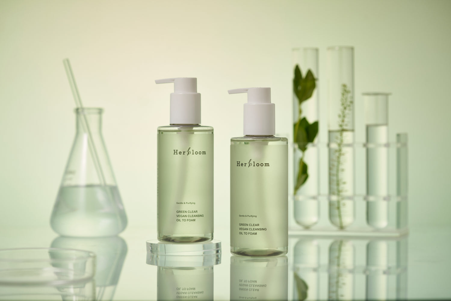 Madnice Vegan Green Clear Oil to Foam Cleanser - 200ml / 6.76 fl.oz